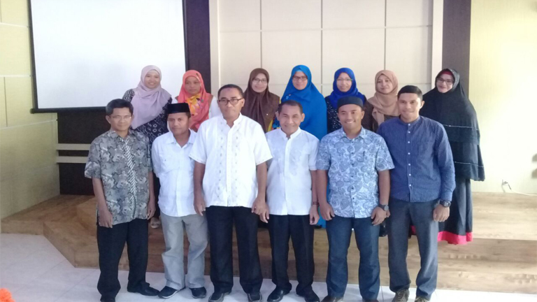 Dekan Mengangkat 27 Pimpinan Baru di Lingkungan FKIP Unkhair