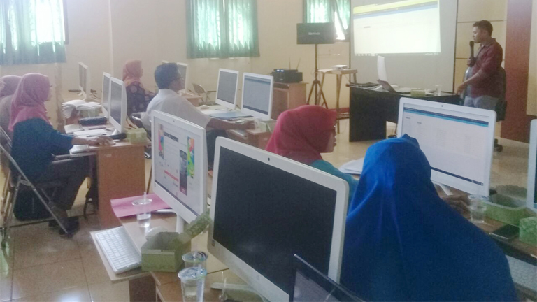 Koordinator Prodi FKIP Unkhair Ikuti Bimtek Aplikasi SIMAK