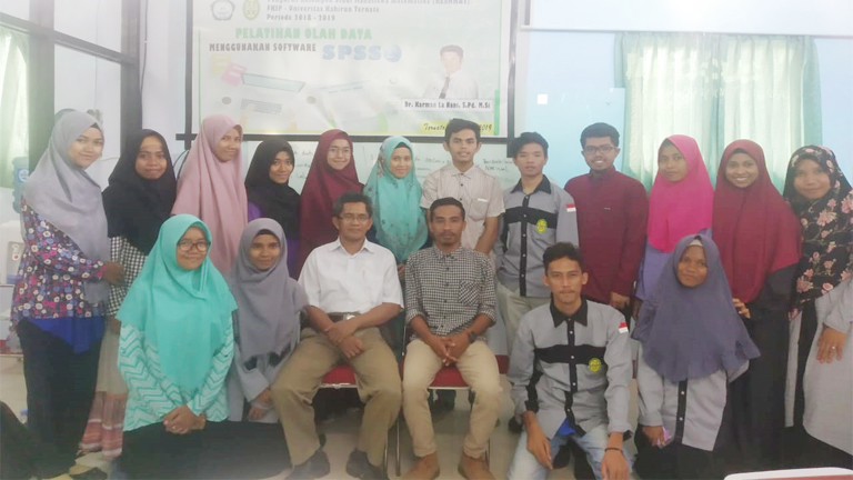 Kelompok Studi Mahasiswa Matematika (KESMMAT) Gelar Pelatihan Olah Data Statistik