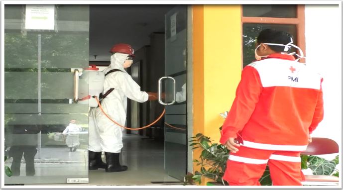 Cegah Penyebaran COVID-19 Sejumlah Fasilitas Kampus Unkhair Disterilkan