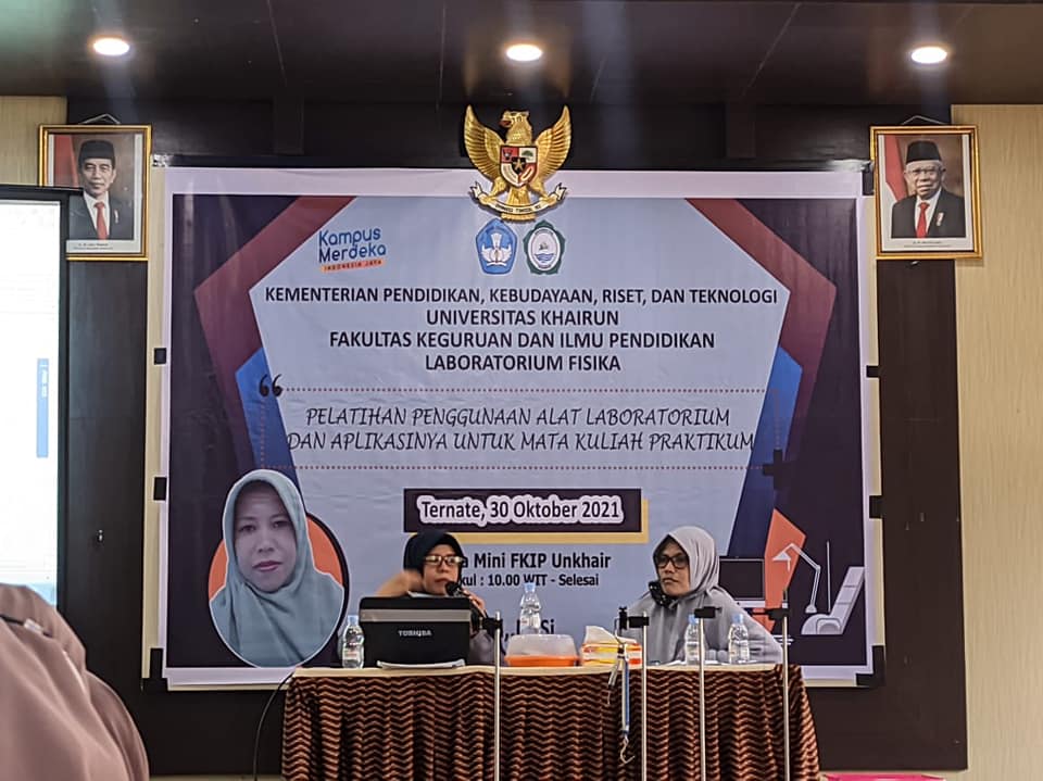 Laboratorium Fisika Gelar Pelatihan Penggunaan Alat Laboratorium Serta Aplikasinya Untuk Mata Kuliah Praktikum