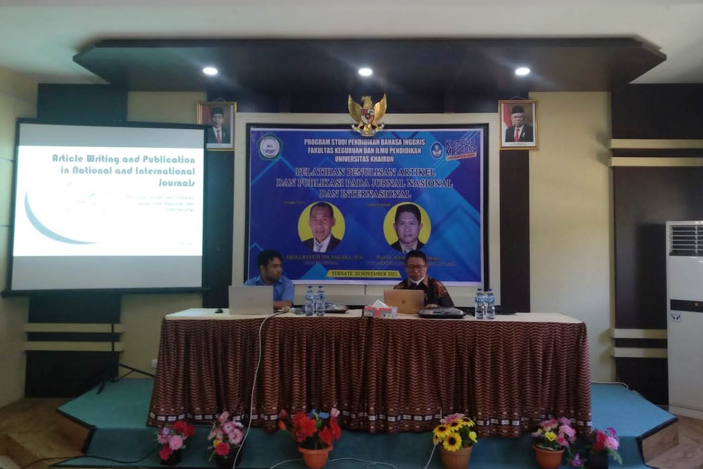 Prodi Pend. Bahasa Inggris Gelar Pelatihan Penulisan Artikel Ilmiah dan Publikasi Jurnal Nasional-Internasional