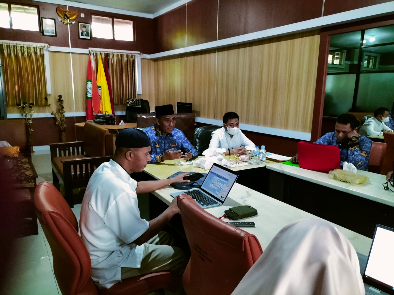 Fakultas Keguruan dan Ilmu Pendidikan Universitas Khairun Mengadakan Rapat Pendampingan Penyusunan Borang Prodi untuk Akreditasi Nasional dan Internasional