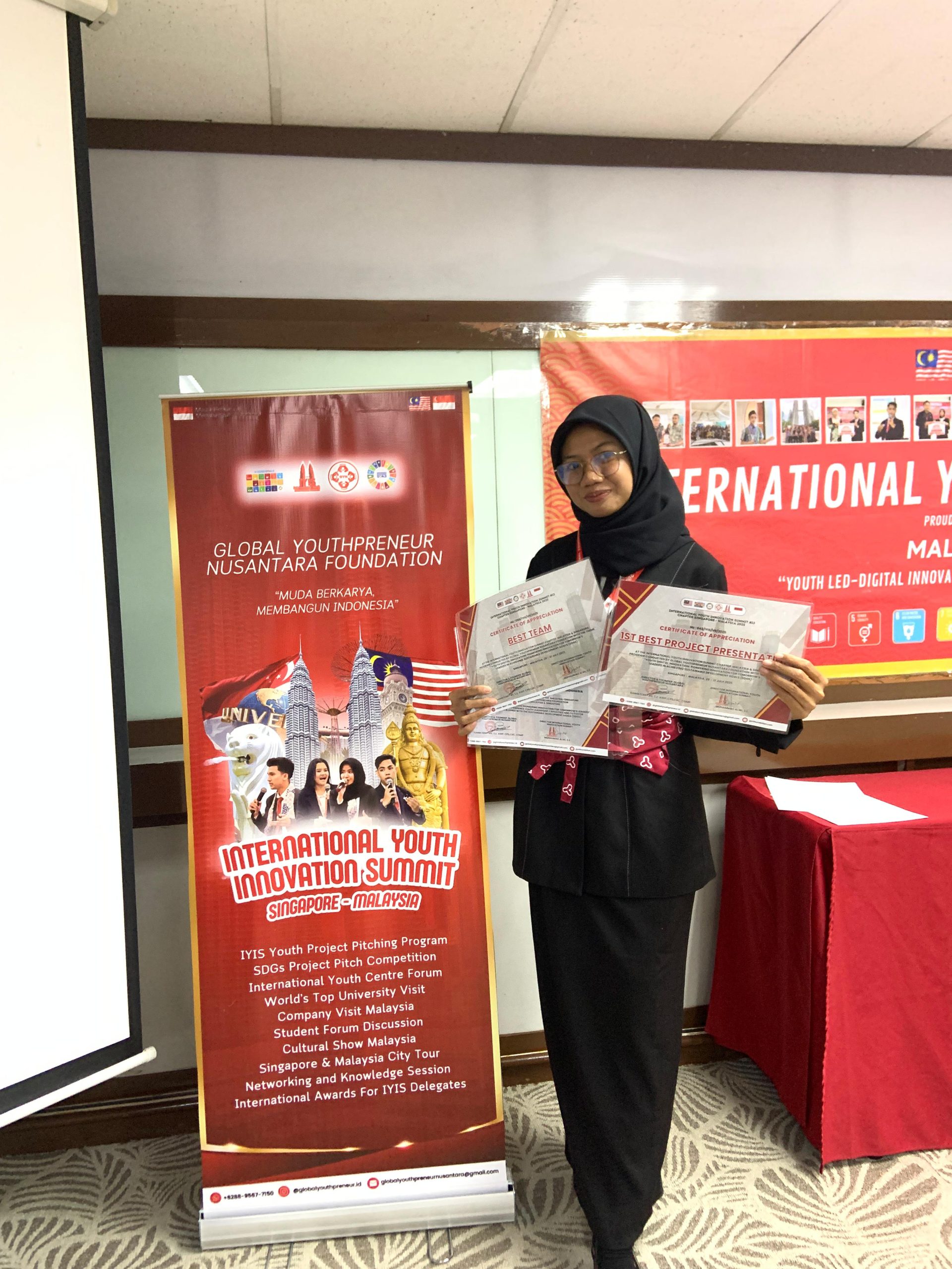 Mahasiswi Universitas Khairun Raih Prestasi di International Youth Innovation Summit 2025
